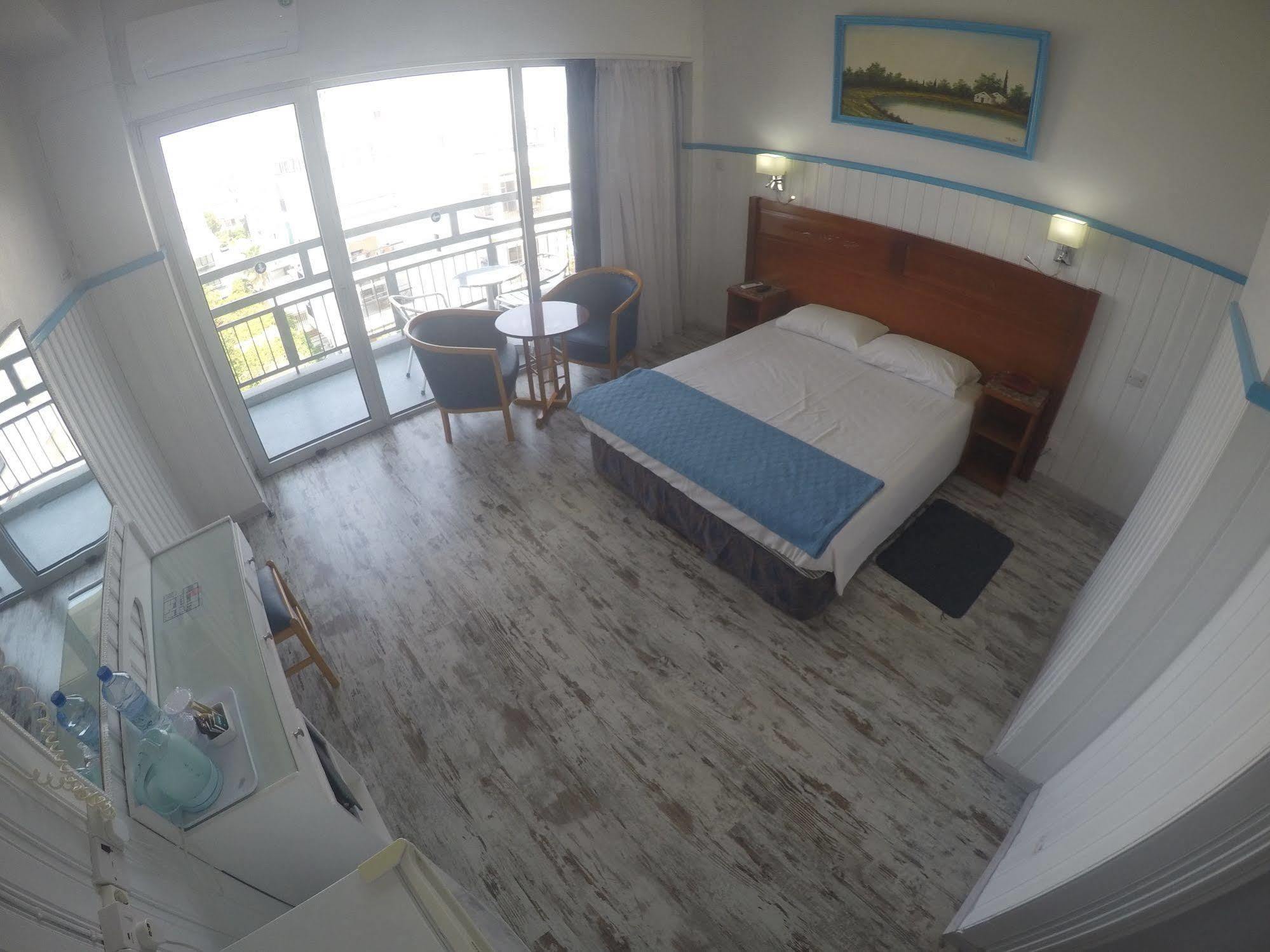 Asty Hotel Nicosia Buitenkant foto