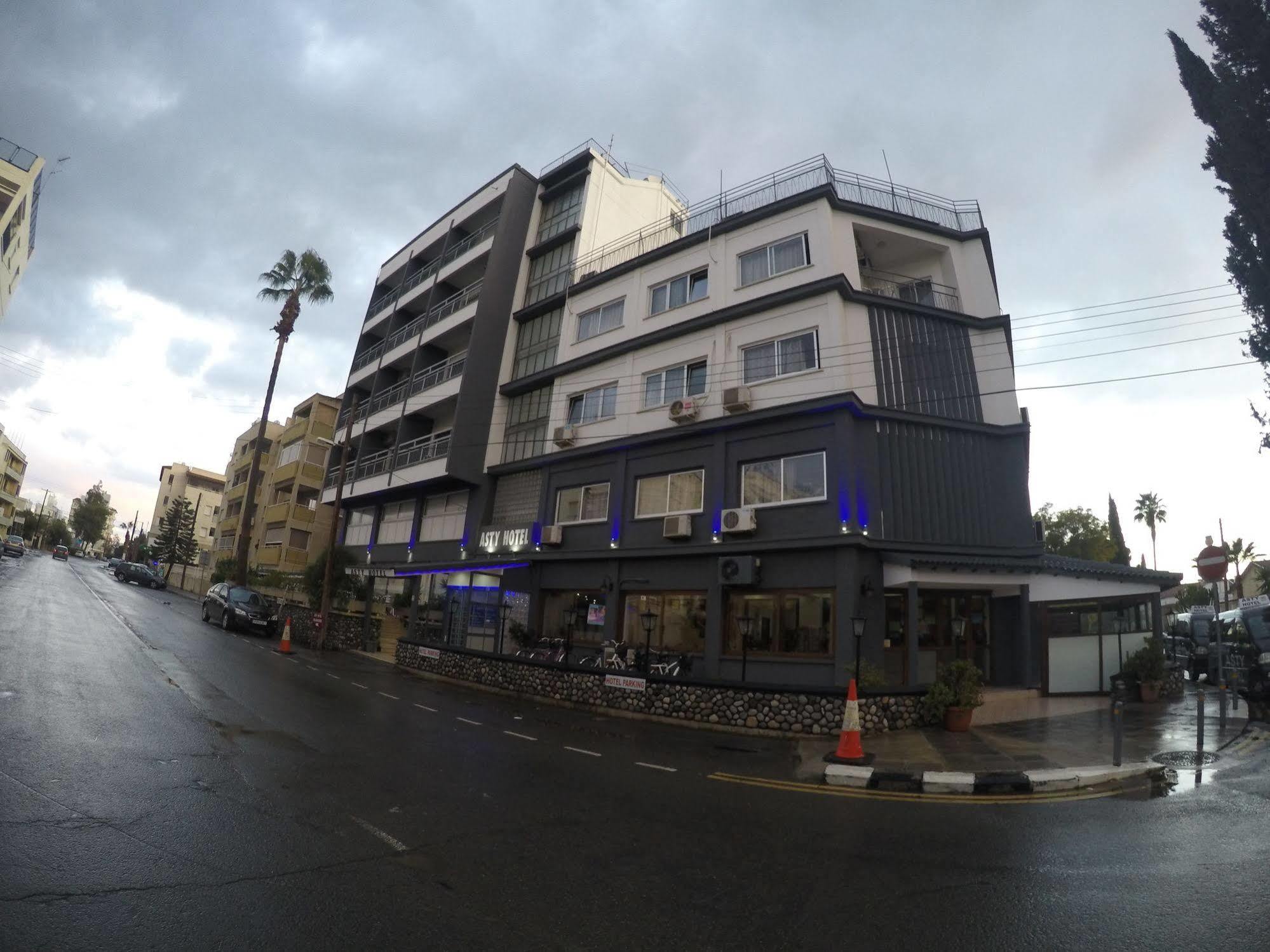 Asty Hotel Nicosia Buitenkant foto