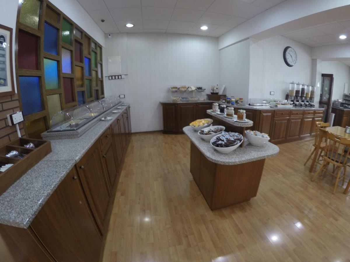 Asty Hotel Nicosia Buitenkant foto